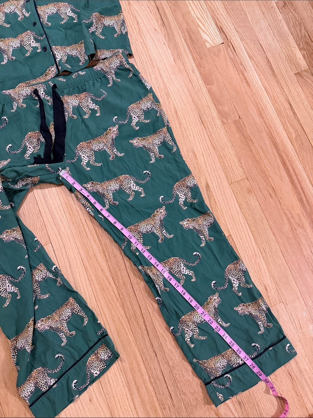 Katie Kime Cheetahs Pants Pajama Set Sz XL - Picture 5 of 9